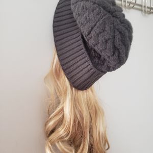 Hat with synthetic hair - New